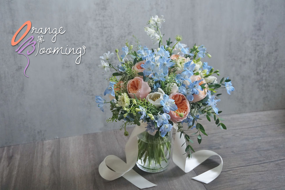 Thumbnail: Siberian Larkspur Bridal  Bouquet  結婚花球