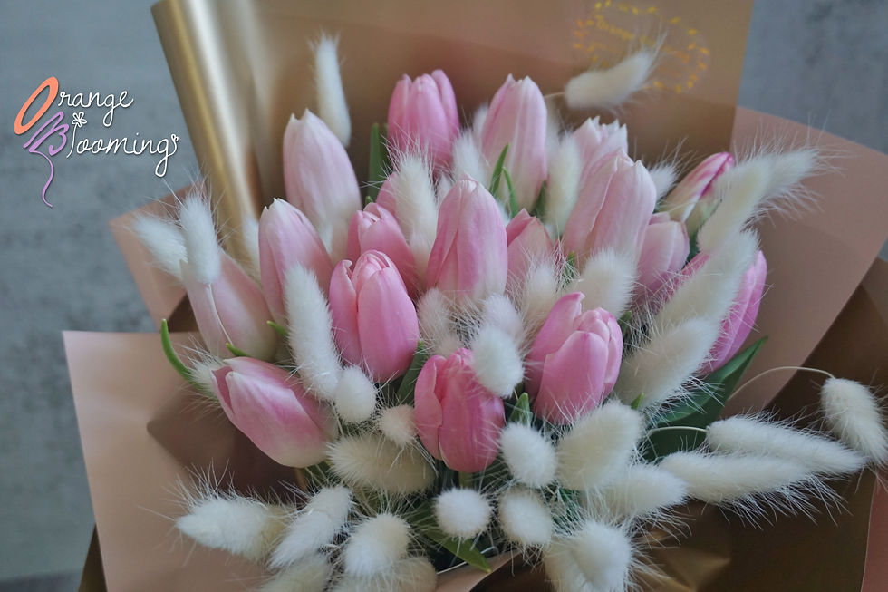 Thumbnail: Tulips & Dried Flowers Bouquet 鬱金香毛毛