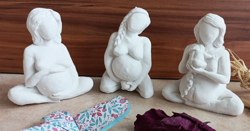 Silhouette Noire D'une Femme Aicaine Enceinte Une Femme Enceinte D