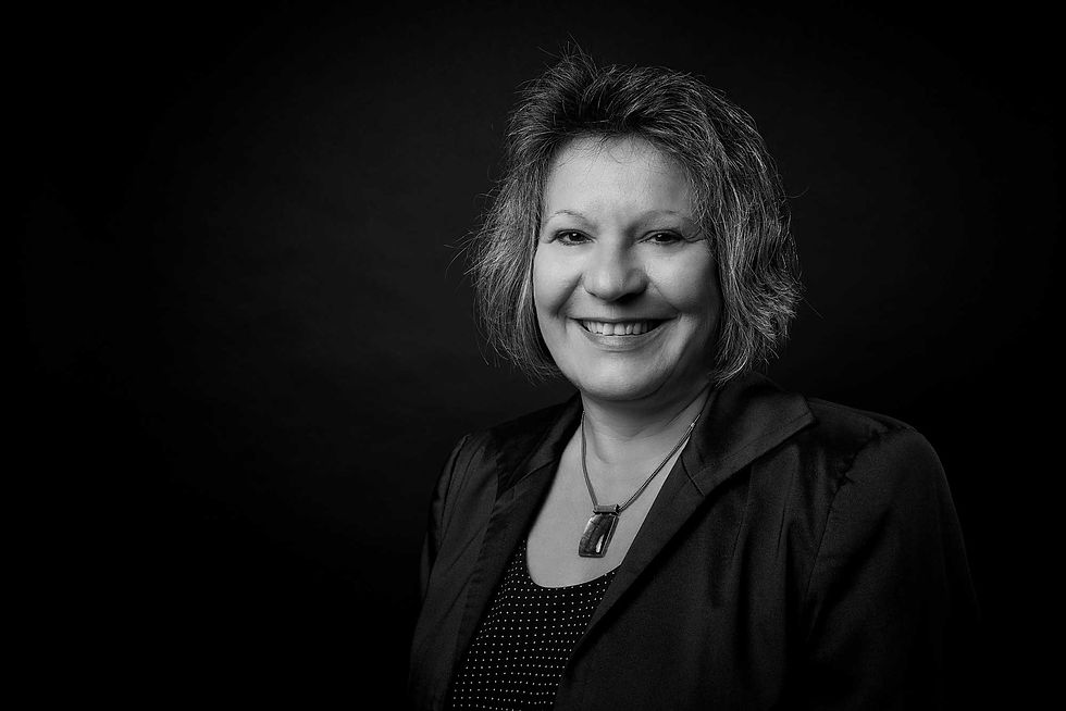 Iris Zehnder