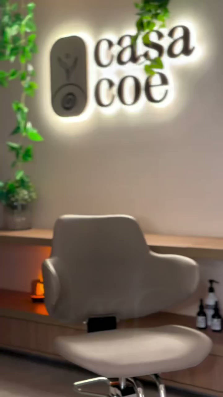 Hoje vocês conhecem quem sustenta a Casa Coê.Alguém que entende o autocuidado como presenç