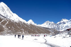 Trekking_to_Everest_Base_Camp