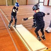 Roller evry, trottinette evry, skateboard evry, cours de roller evry, cours de trottinette evry, club de roller evry, club de trottinette evry, club de skatebord evry 91, scaroll