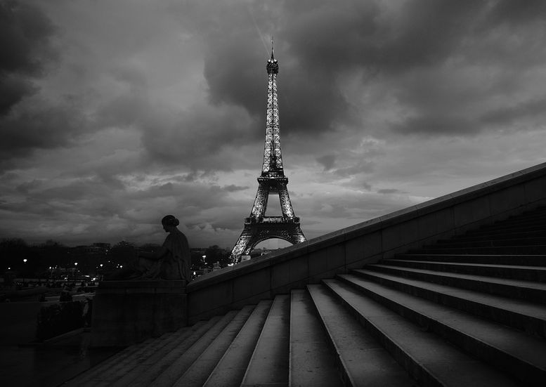Tour Eiffel-Photographe architecture Paris-noiretblanc