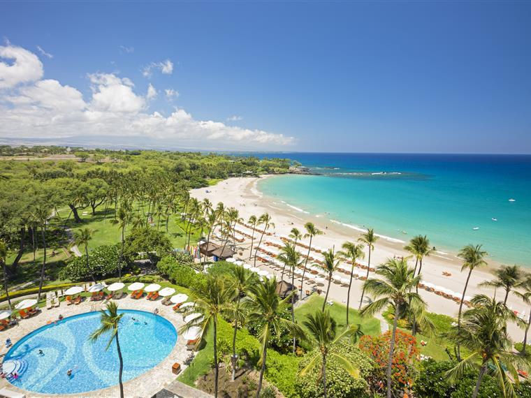Pool view at the Mauna Kea Resort, Hawaii