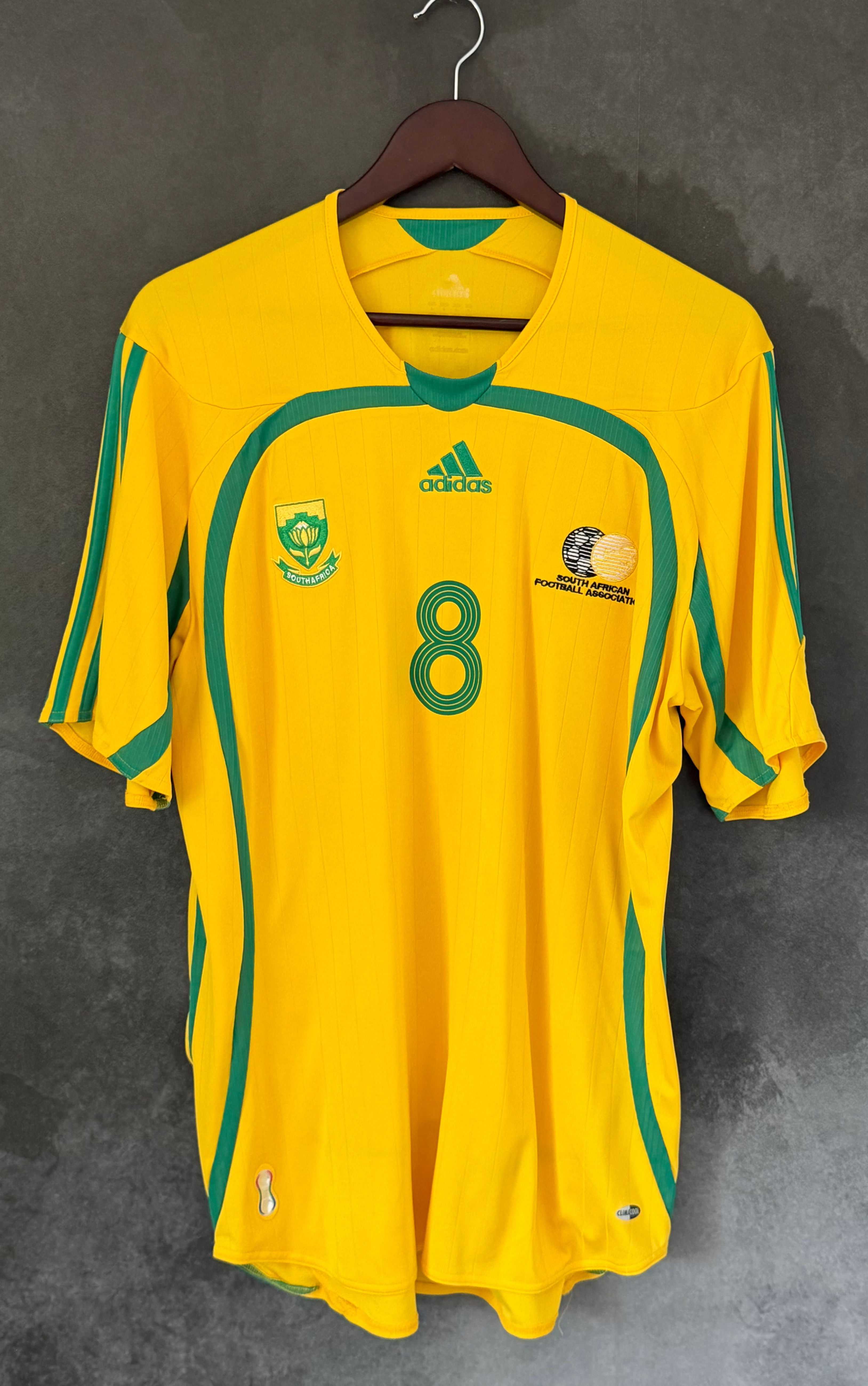 South Africa 2006 Home TSHABALALA 8 Large 10/10