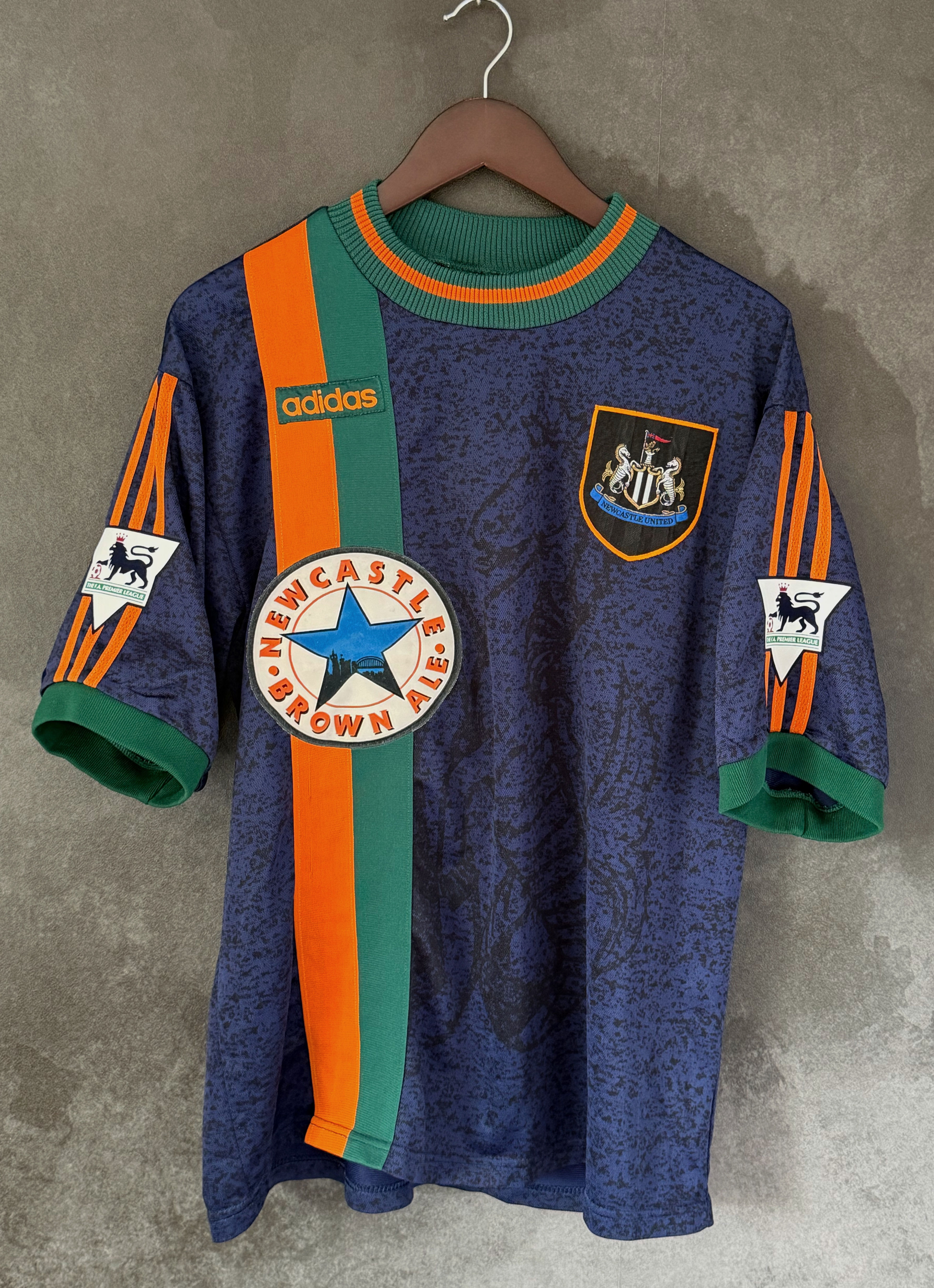 Newcastle United 1997/98 Away SPEED 11 Large 9/10