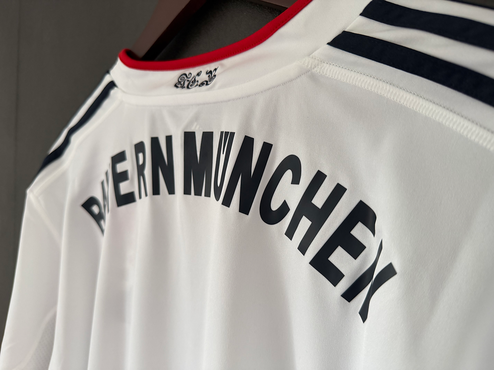 Miniaturbild: FC Bayern München 2011/12 Away XL 9/10 BNWT