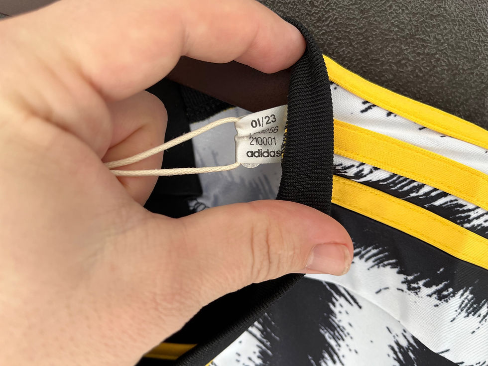Miniatura: Juventus FC 2023/24 Home CHIESA 7 XL 10/10 BNWT