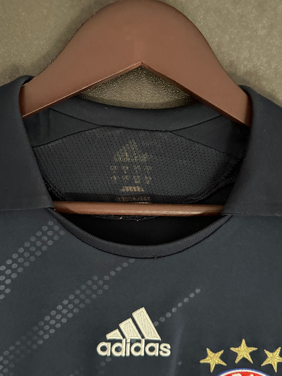 Thumbnail: FC Bayern München 2009/10 Away MÜLLER 25 Large 9/10