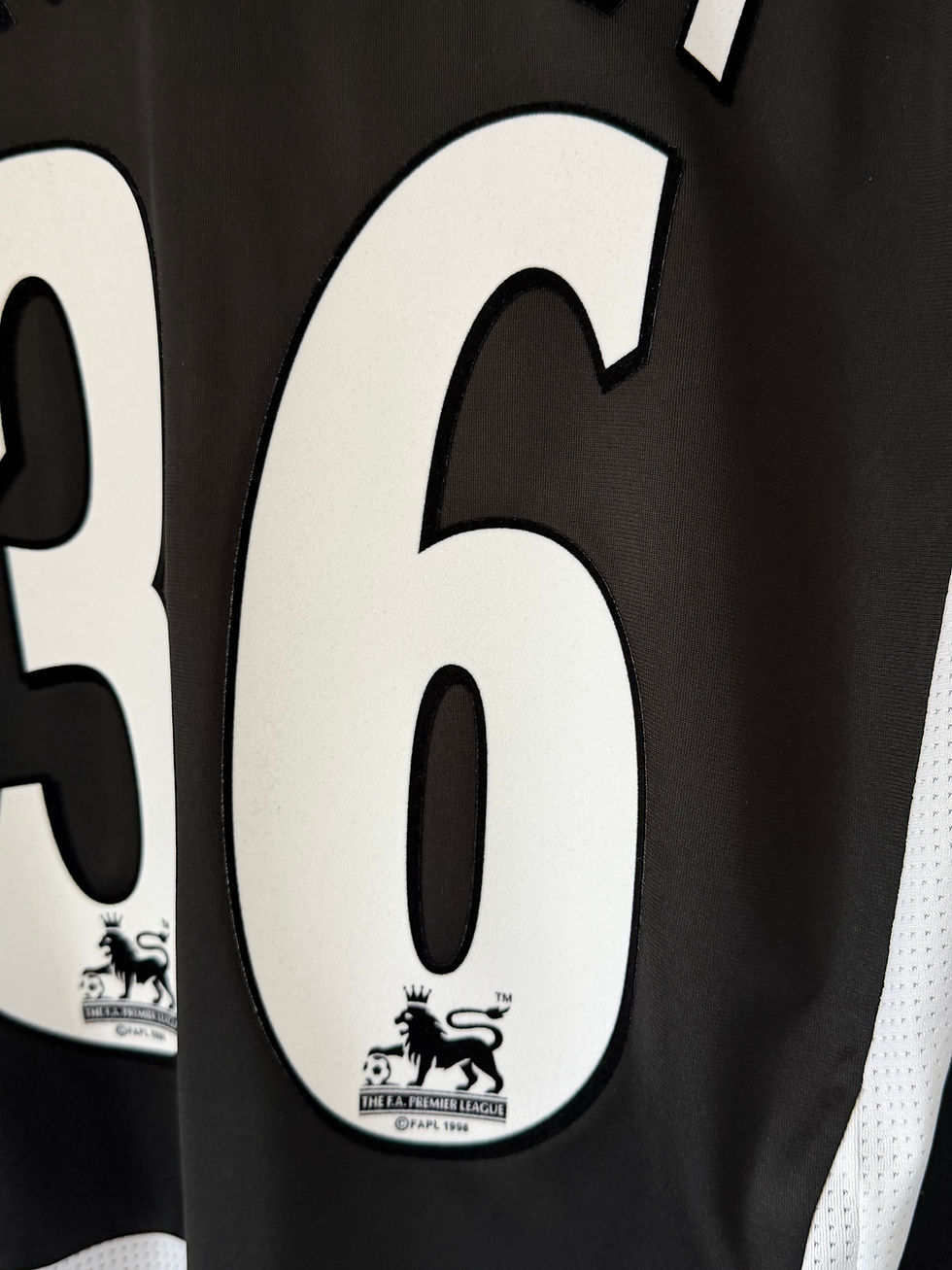 Miniatura: Newcastle United 2007/09 Home VIDUKA 36 Large 9/10