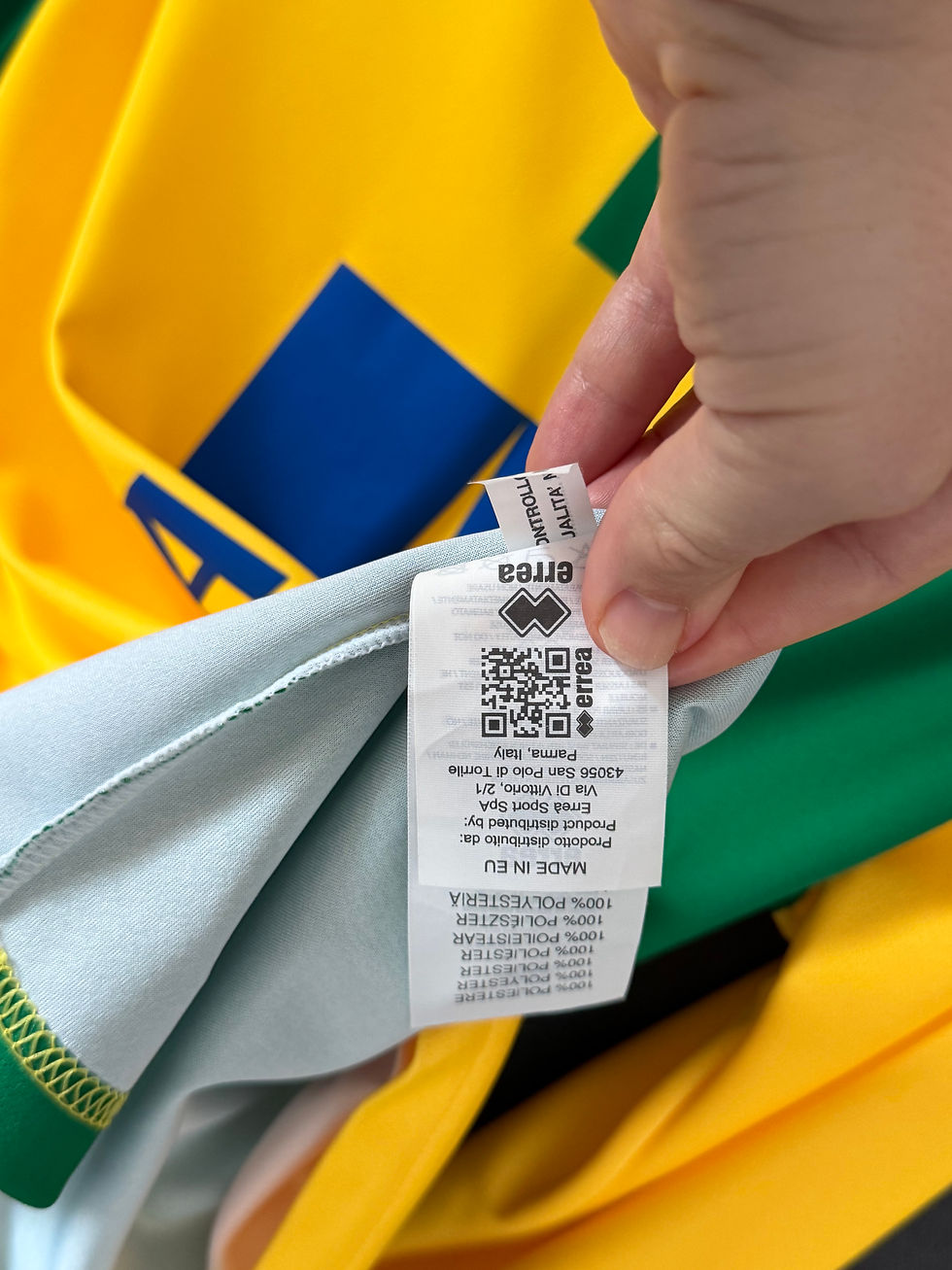 Miniatura: Norwich City 2015/16 Home LAFFERTY 19 Large 10/10