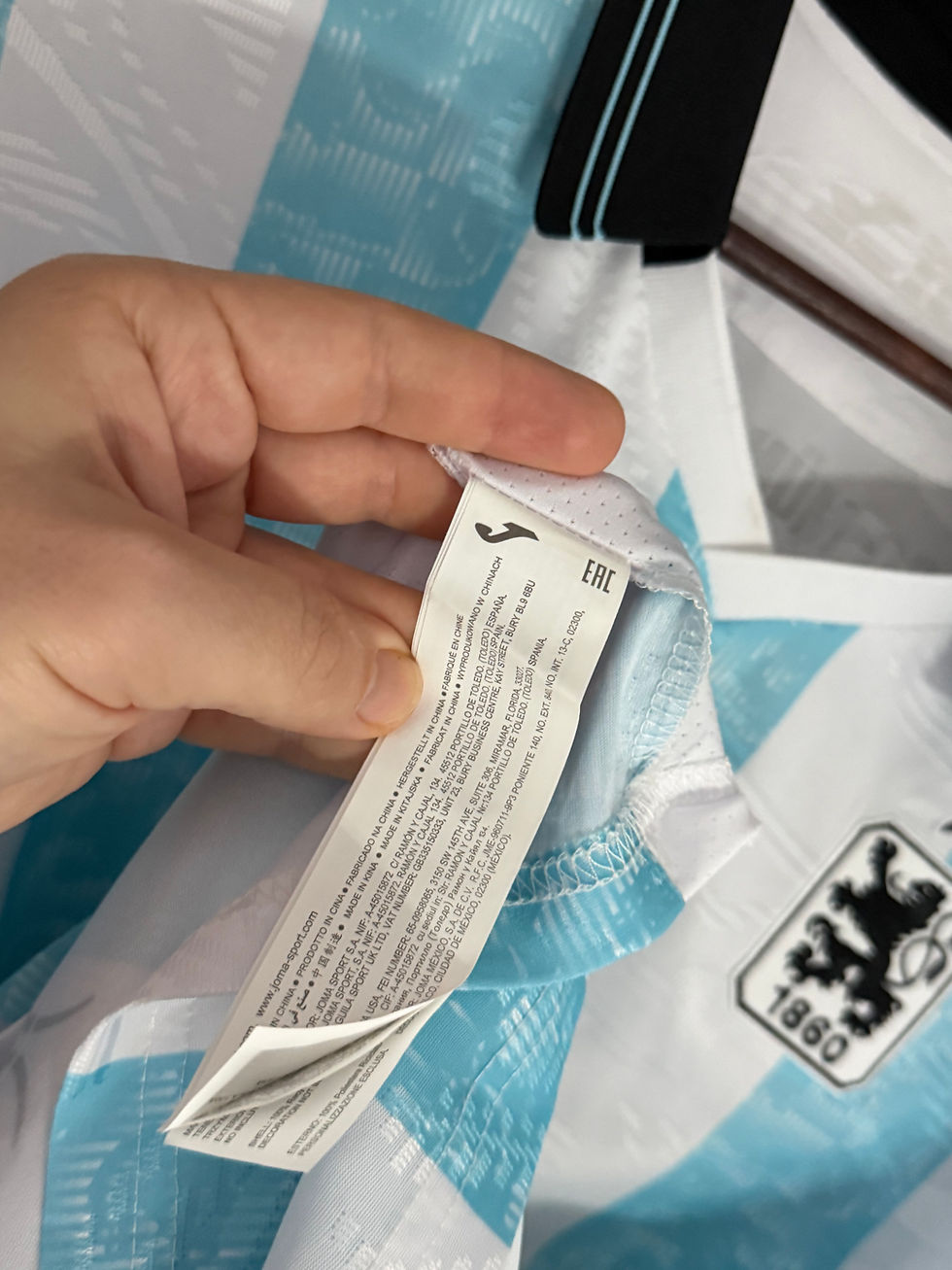 Thumbnail: TSV 1860 München 2025/26 Home VERLAAT 4 XL 10/10 BNWT