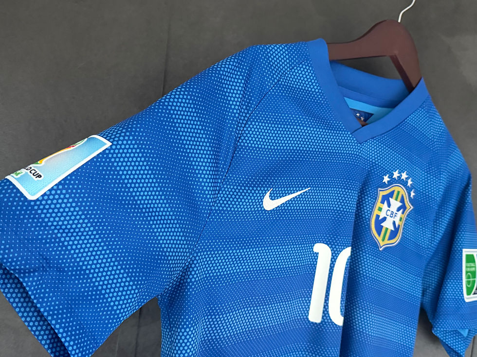 Thumbnail: Brazil 2014 Away NEYMAR JR 10 Medium 10/10