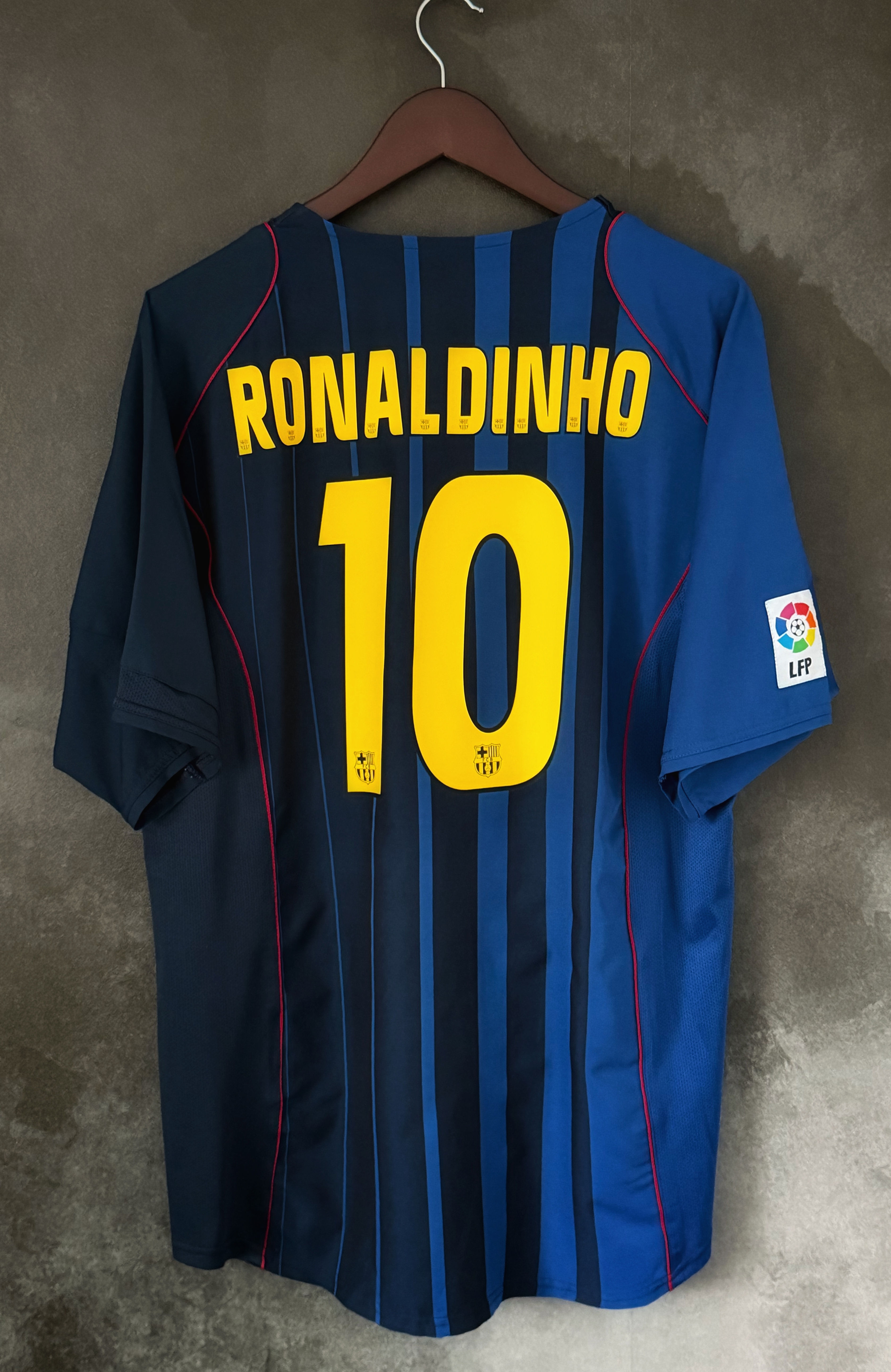 FC Barcelona 2004/05 Away RONALDINHO 10 XL 10/10