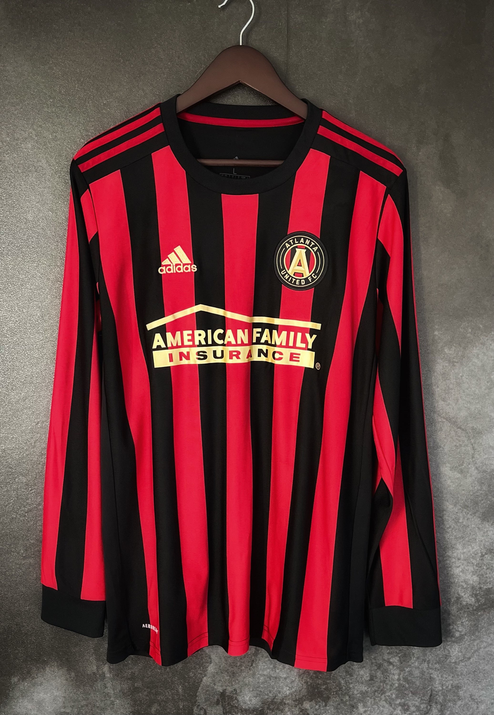 Atlanta United 2018/19 Home G.Martinez 10 LS Large 9/10