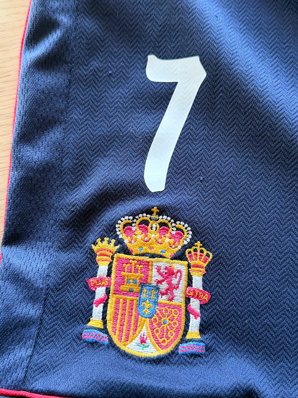 Miniatura: Spain 1998 Home with Shorts MORIENTES 7 Large 8/10