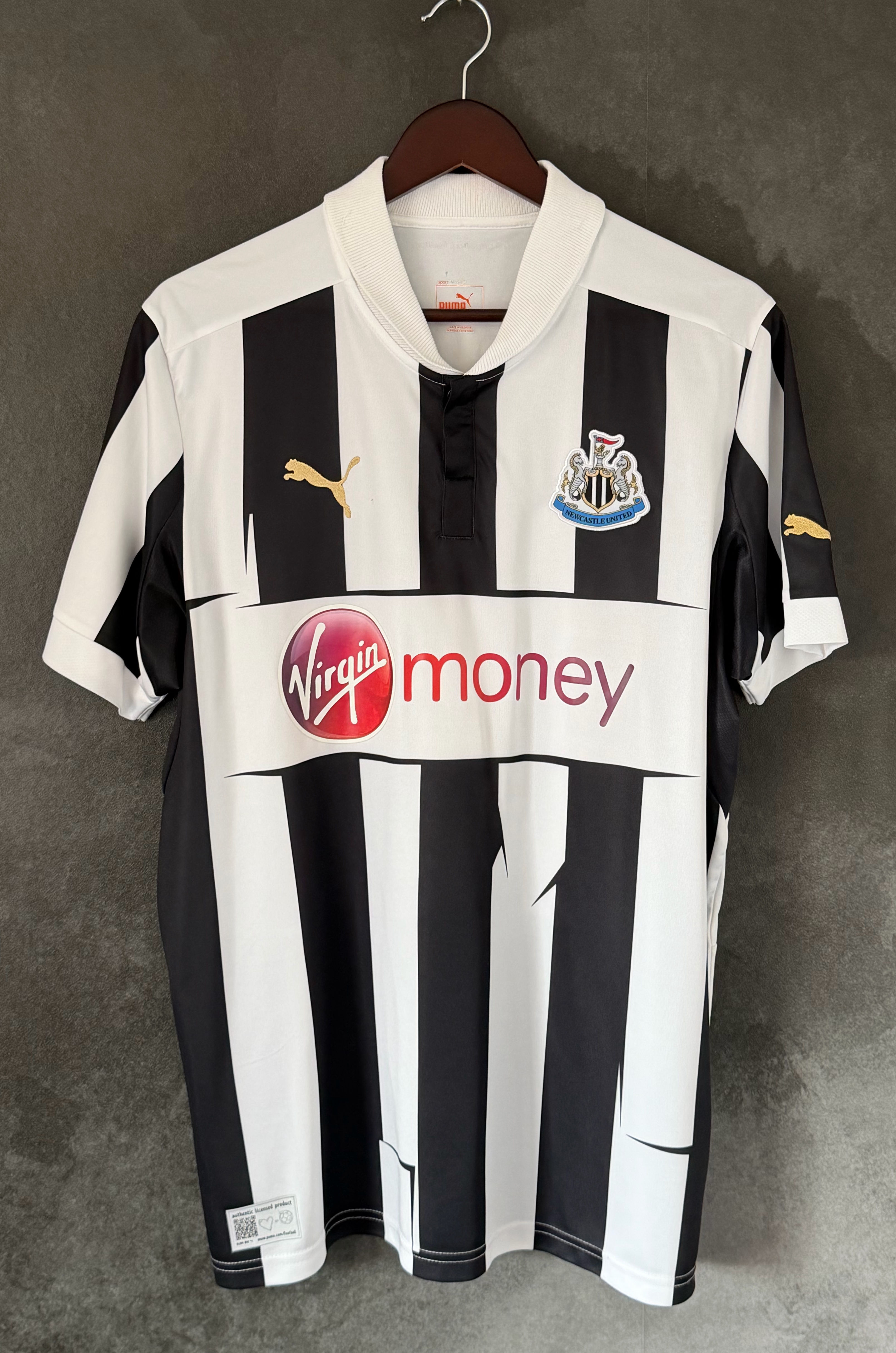 Newcastle United 2012/13 Home COLOCCINI 2 Large 8/10