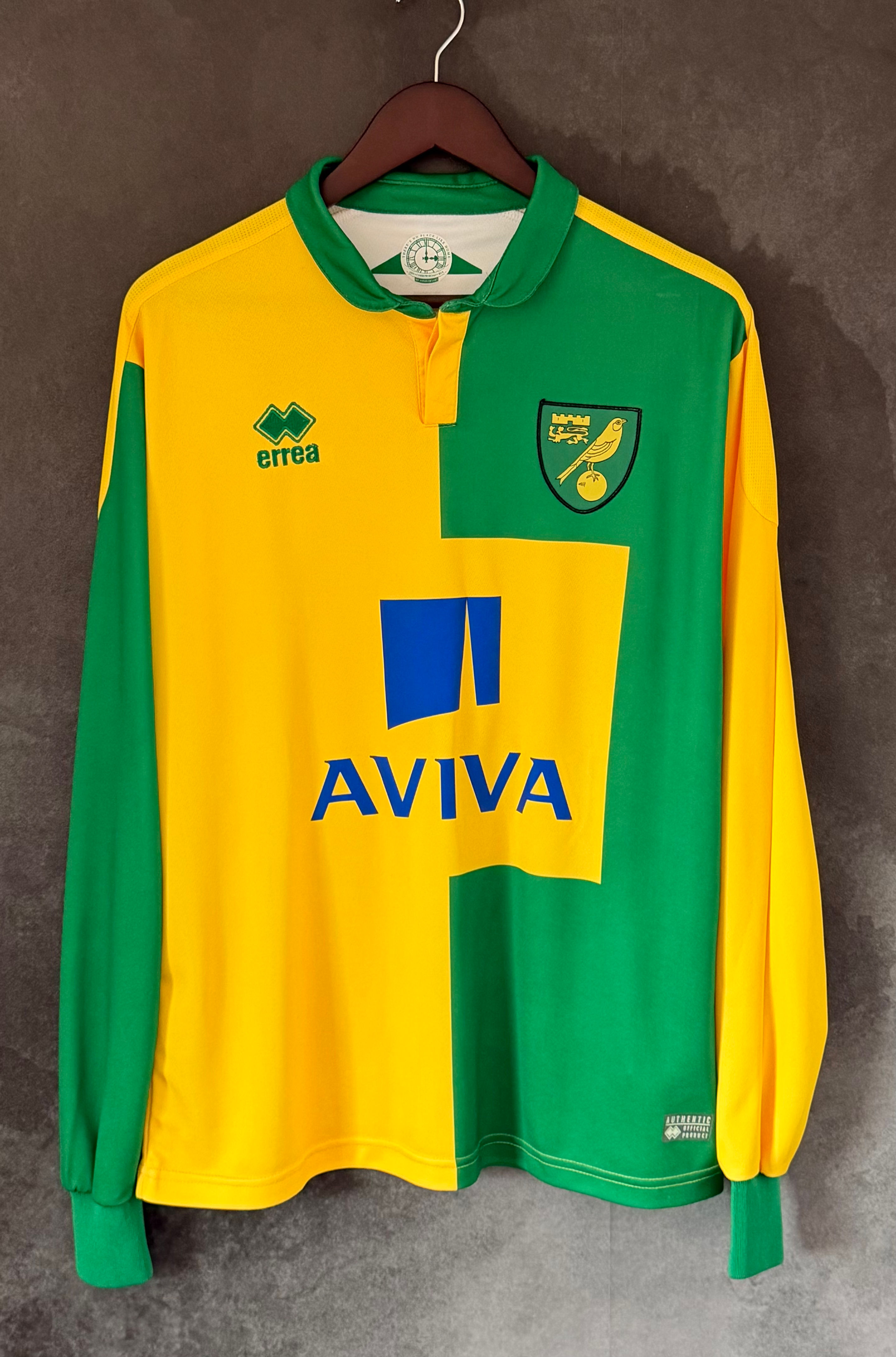 Norwich City 2015/16 Home LAFFERTY 19 Large 10/10