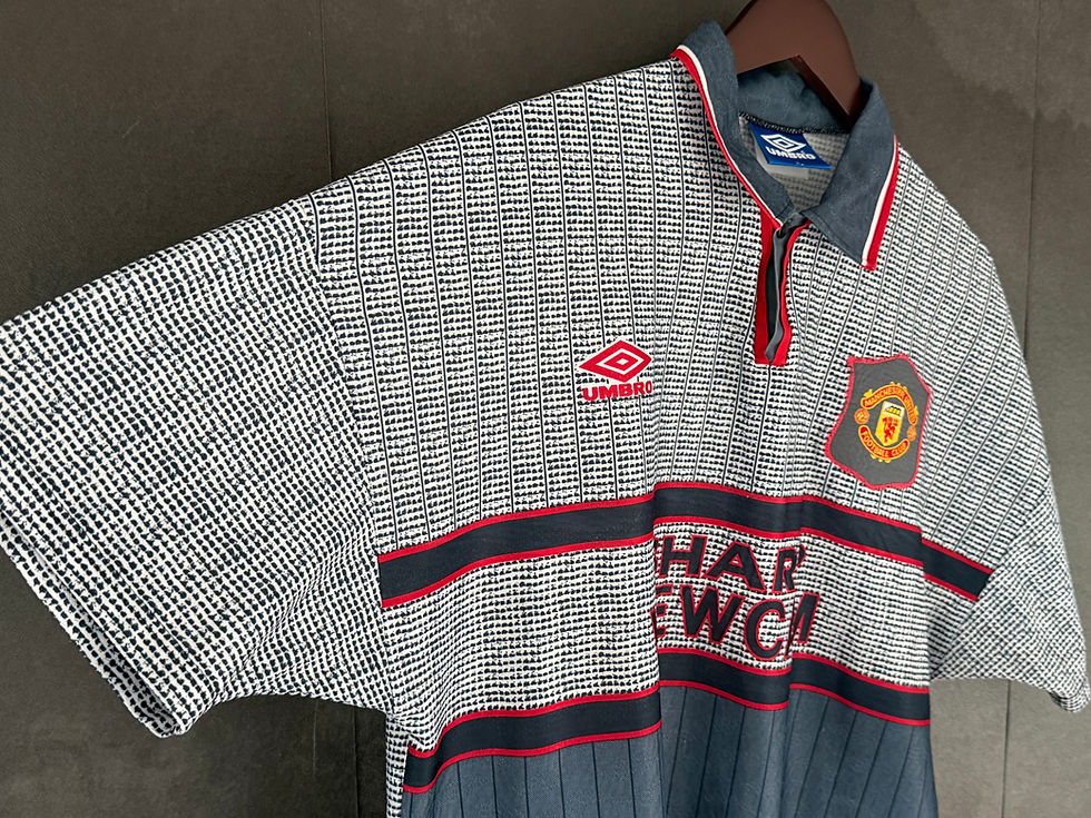 Miniature : Manchester United 1995/96 Away CANTONA 7 XL 8/10