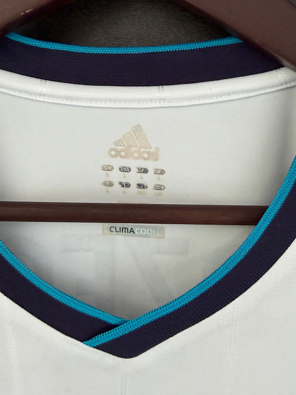 Thumbnail: Real Madrid 2012/13 Home BENZEMA 9 Large 6/10
