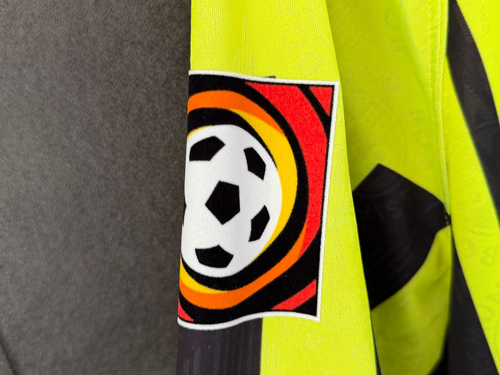 Miniaturbild: BVB Borussia Dortmund 1996/97 Home RIEDLE 13 XL 8/10