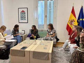 ASEAF se reúne con la ministra de Juventud e Infancia para impulsar el acogimiento familiar