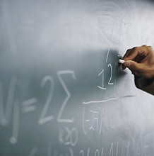 Profesor de escritura una fórmula en una