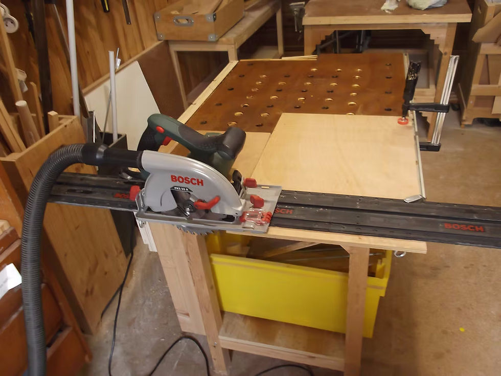 Tronçonnage avec la PKS 55 Bosch