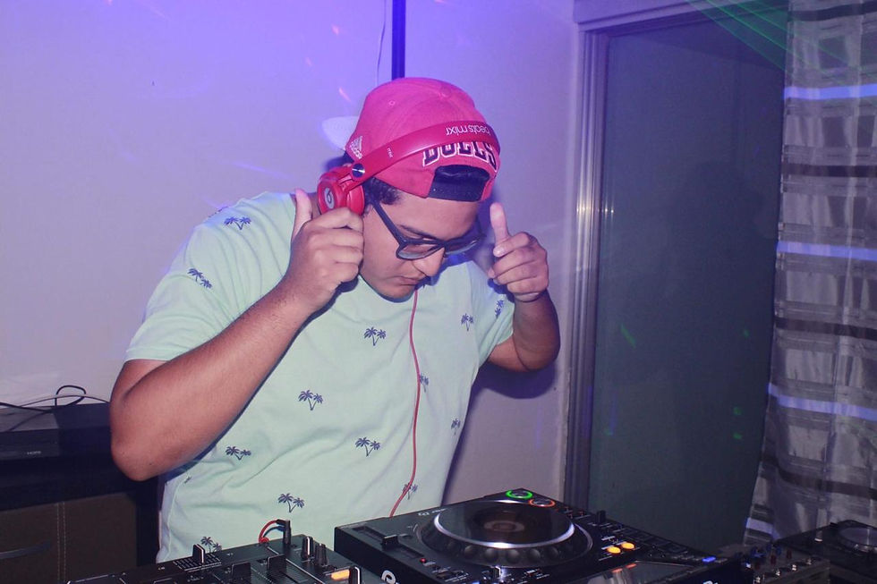 Miniatura: YETRAX  DJ / MUSICA