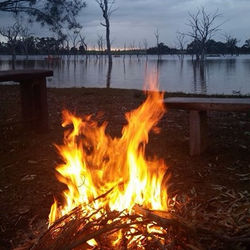 Enjoy Camp Fire with Day Tour Perth