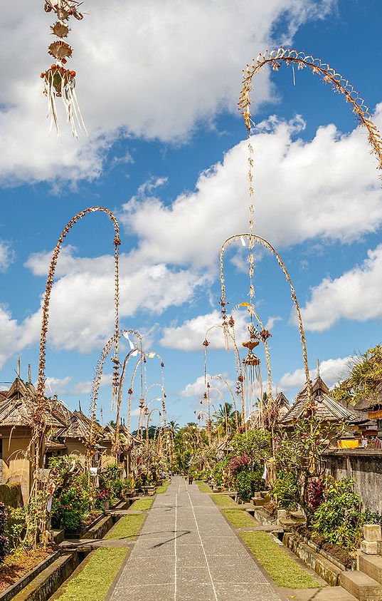 Discover Bangli, a peaceful area with mountains, lakes, waterfalls, and temples, perfect for enjoying Bali’s natural beauty and fresh air.