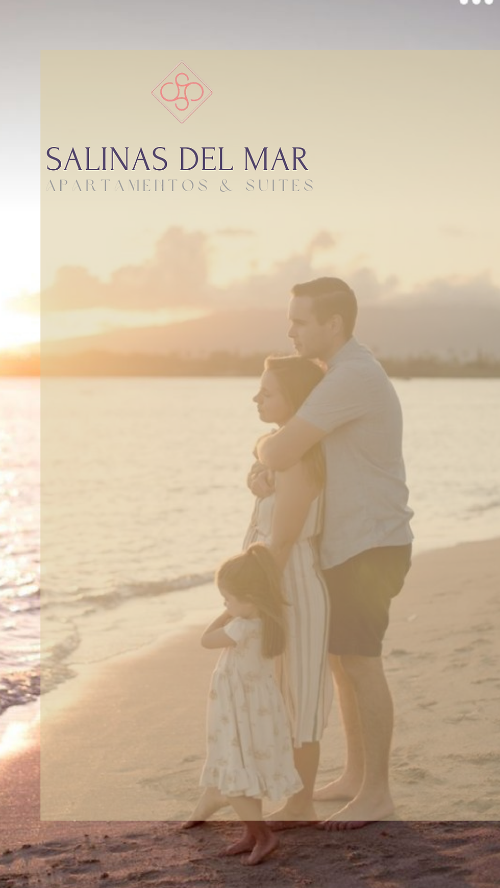 salinas pareja en playa.png