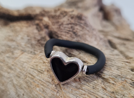 Thumbnail: Silicone Ring, Black Heart Rings For Women, Minimalist Ring with Heart Pendants