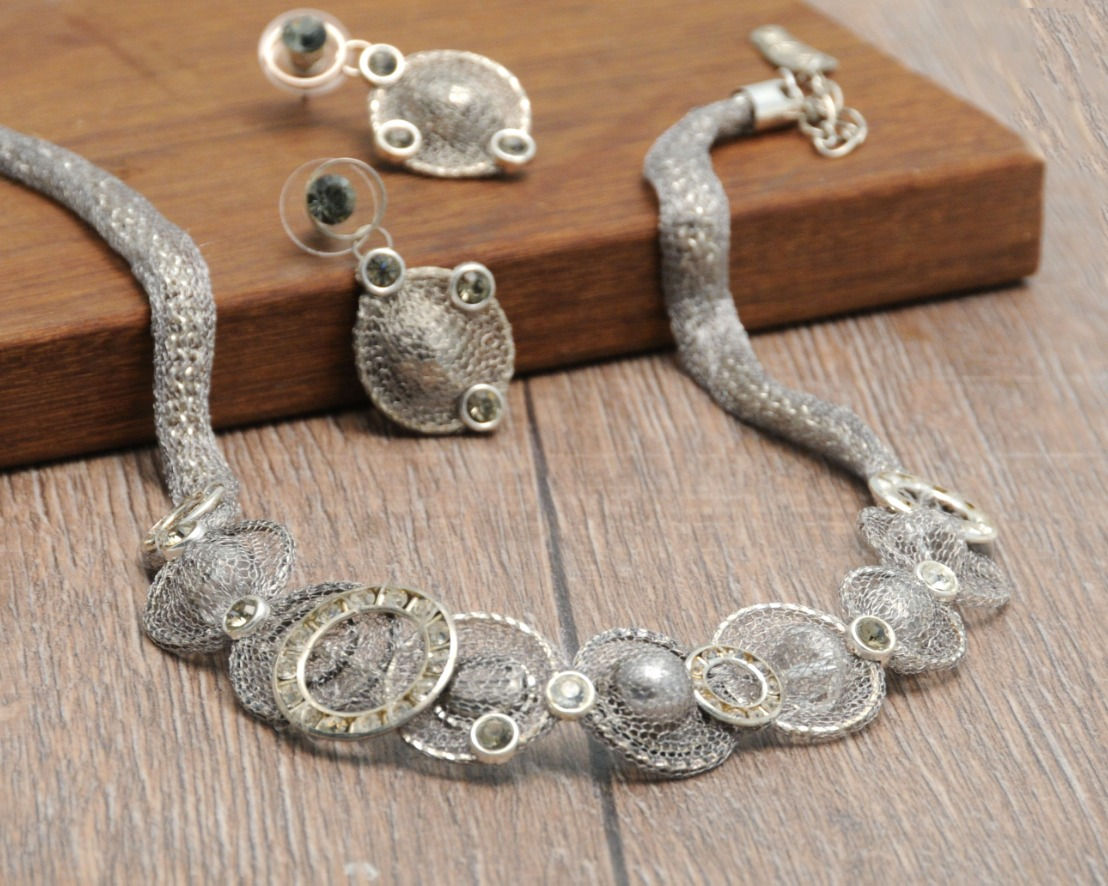 Lena's Necklace & Earring