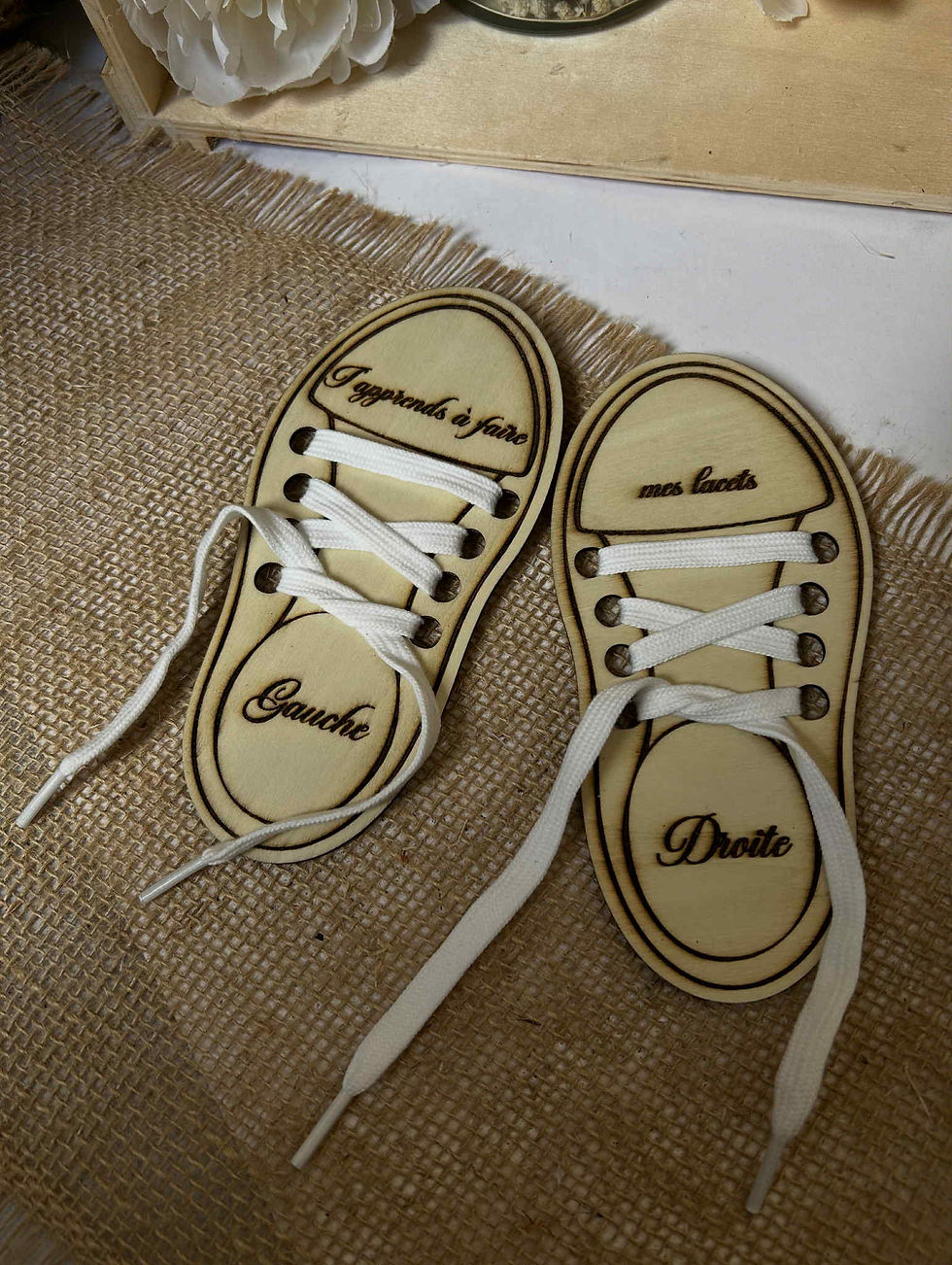 Chaussure en bois d'apprentissage