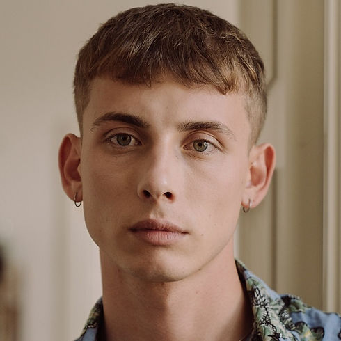 fade-hairstyles-for-men-at-glitterati-hair-salon-in-weybridge.jpg