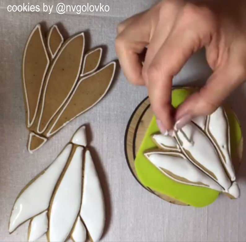 Thumbnail: Flower Cookie Cutter with imprint