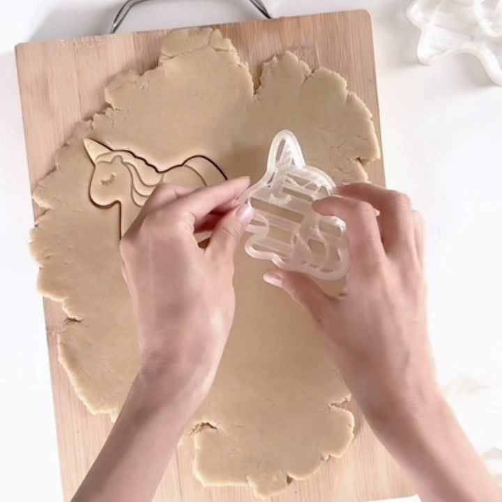 Thumbnail: Unicorn Head Cookie Cutter