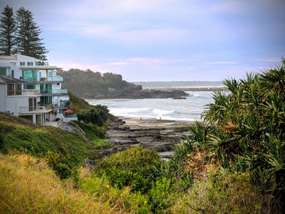 ヤンバ（Yamba）の町は小さくておしゃれだ。3日目は海に浮かぶパブで昼食を食べた。