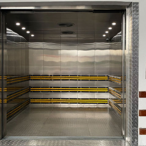 Overcoming Vertical Transportation Challenges in Industrial Warehouses