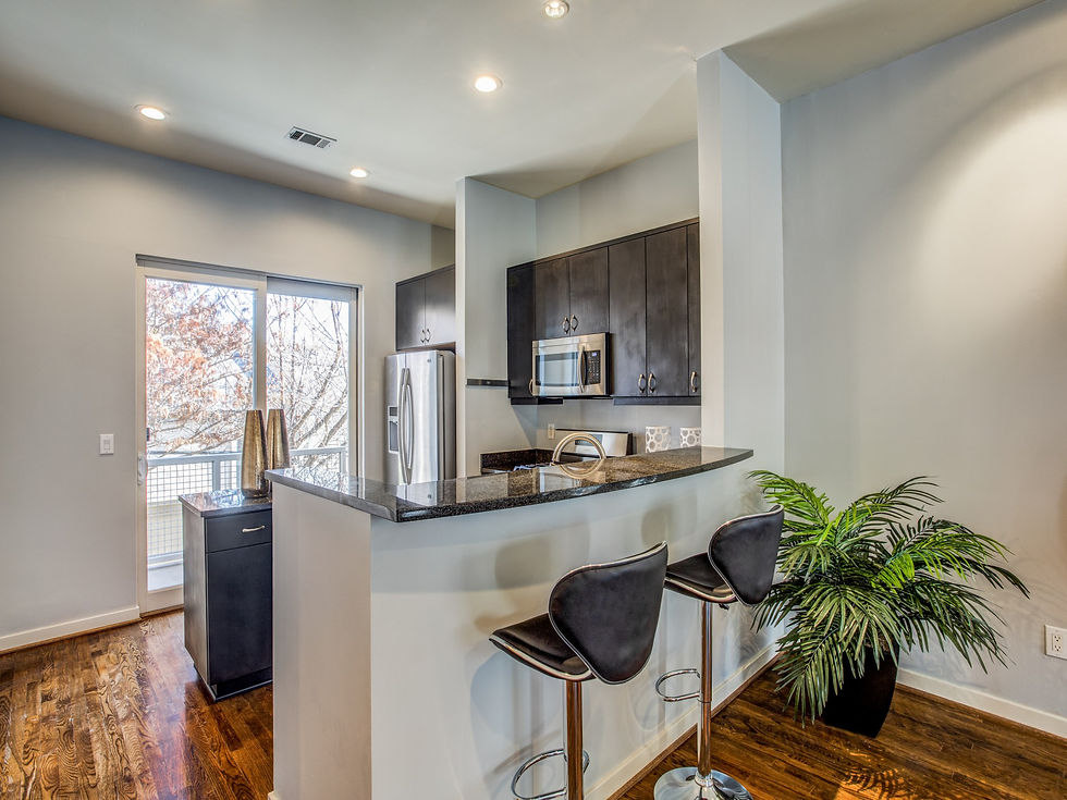 4060-travis-st-dallas-tx-12b-MLS-12