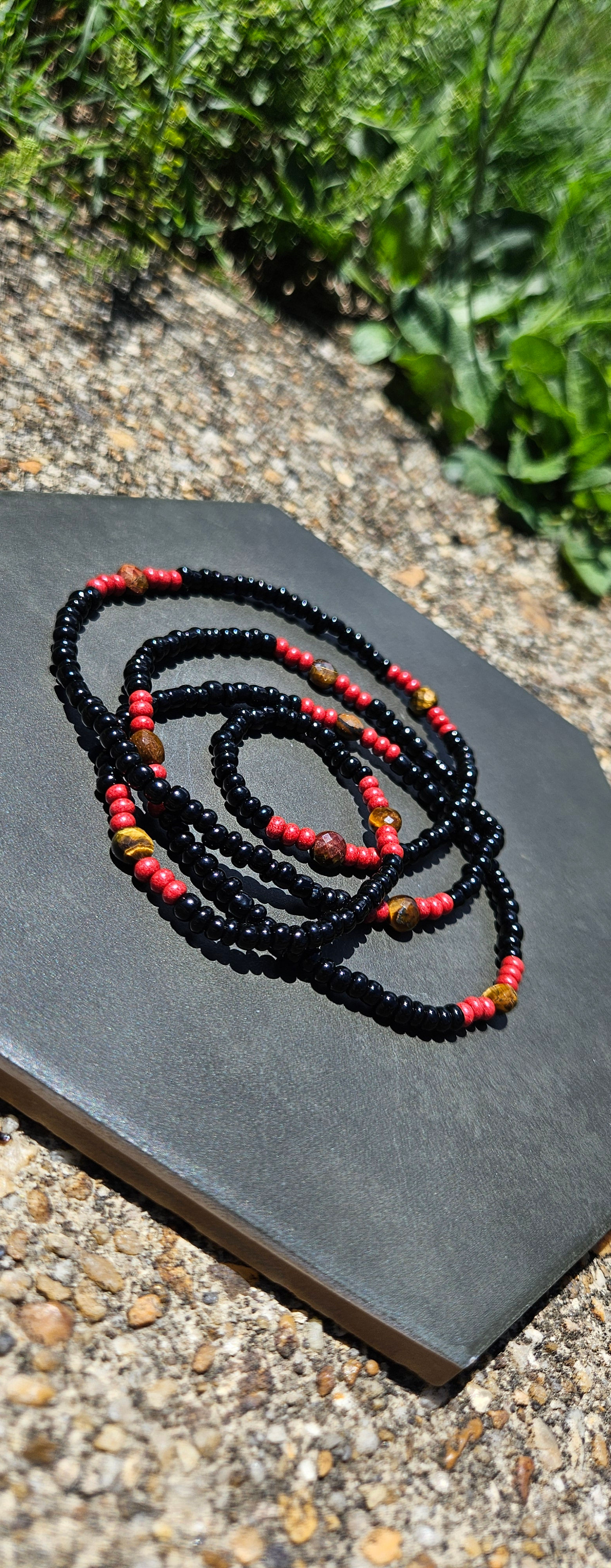 33" Tigers eye Black & Clay Handstrung Design