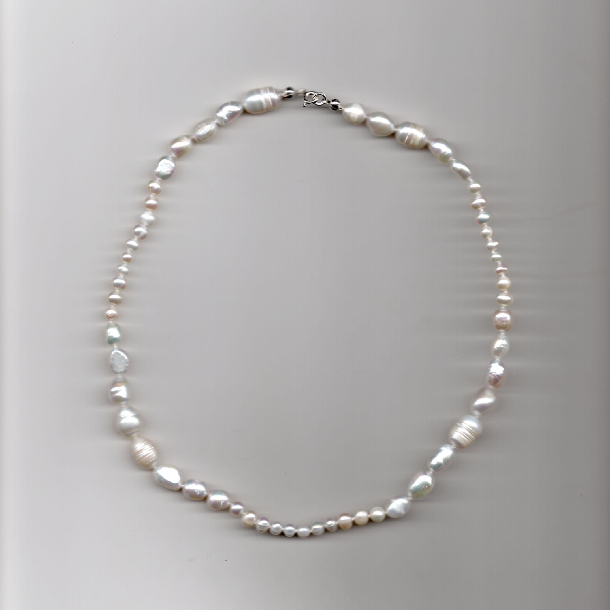 náhrdelník riečne perly veľké a malé