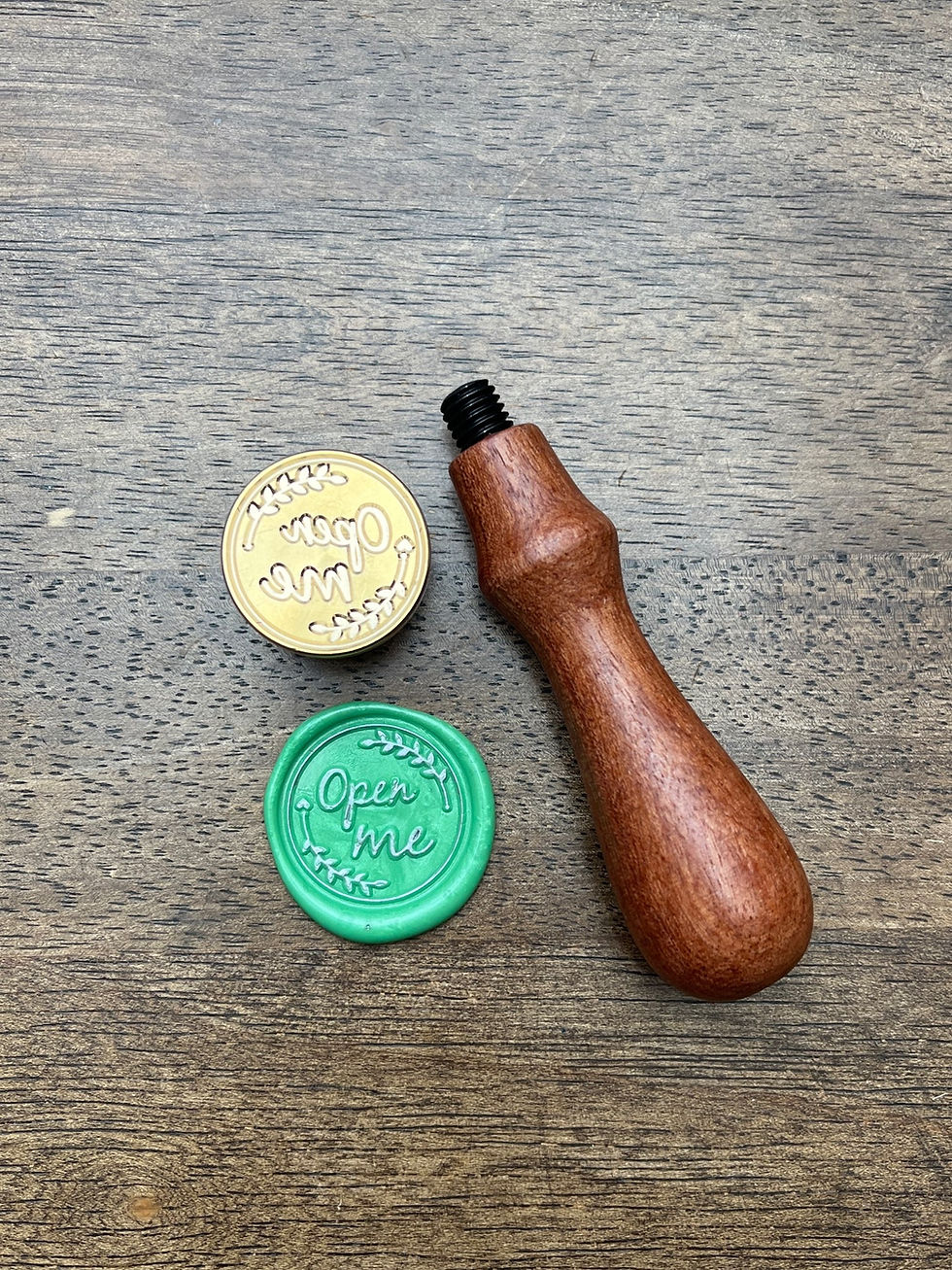 Miniaturbild: Siegelstempel „Open me“ 