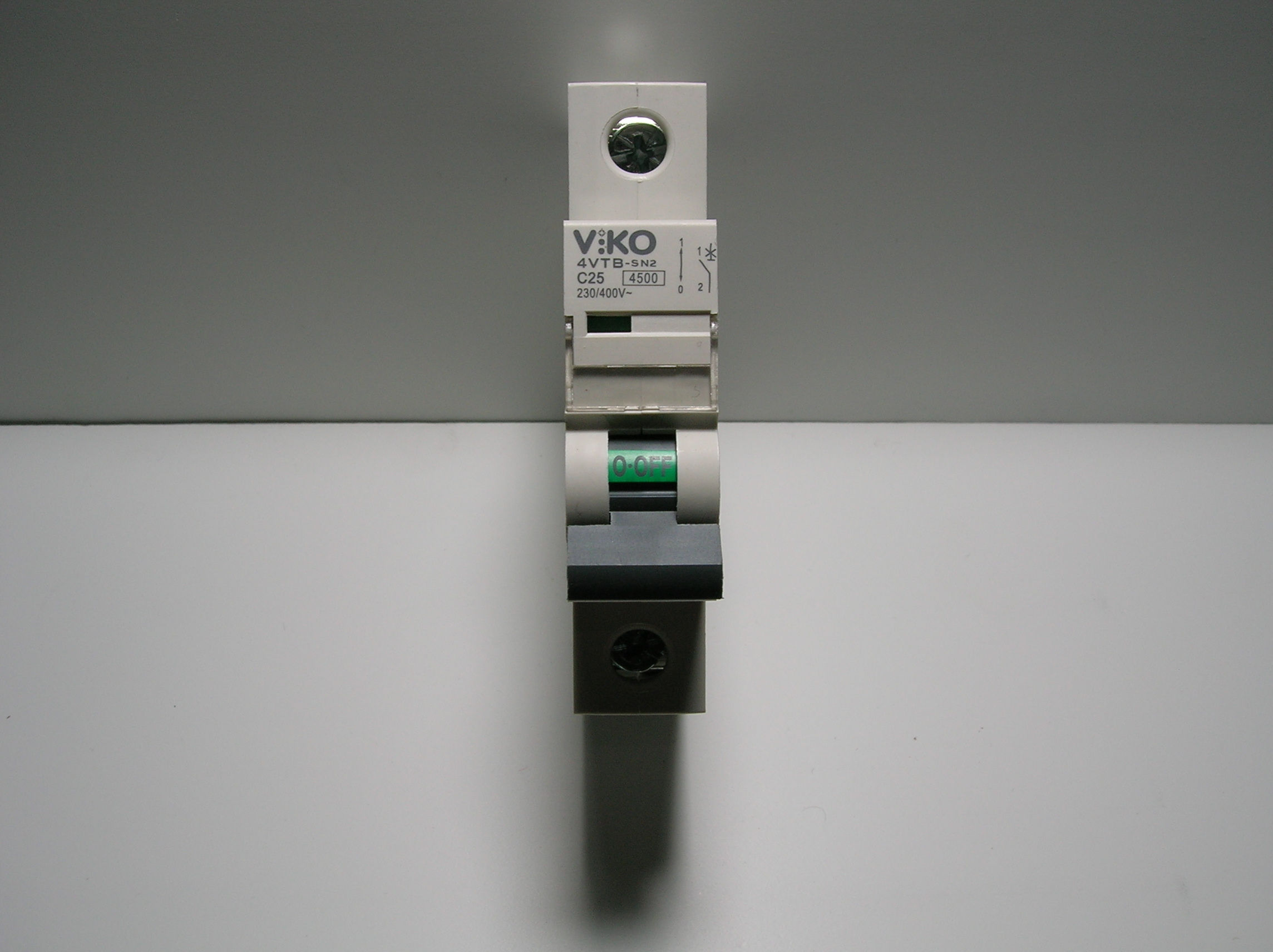 Автоматичний вимикач Vico 1Р 25А 230/400В 4.5кА