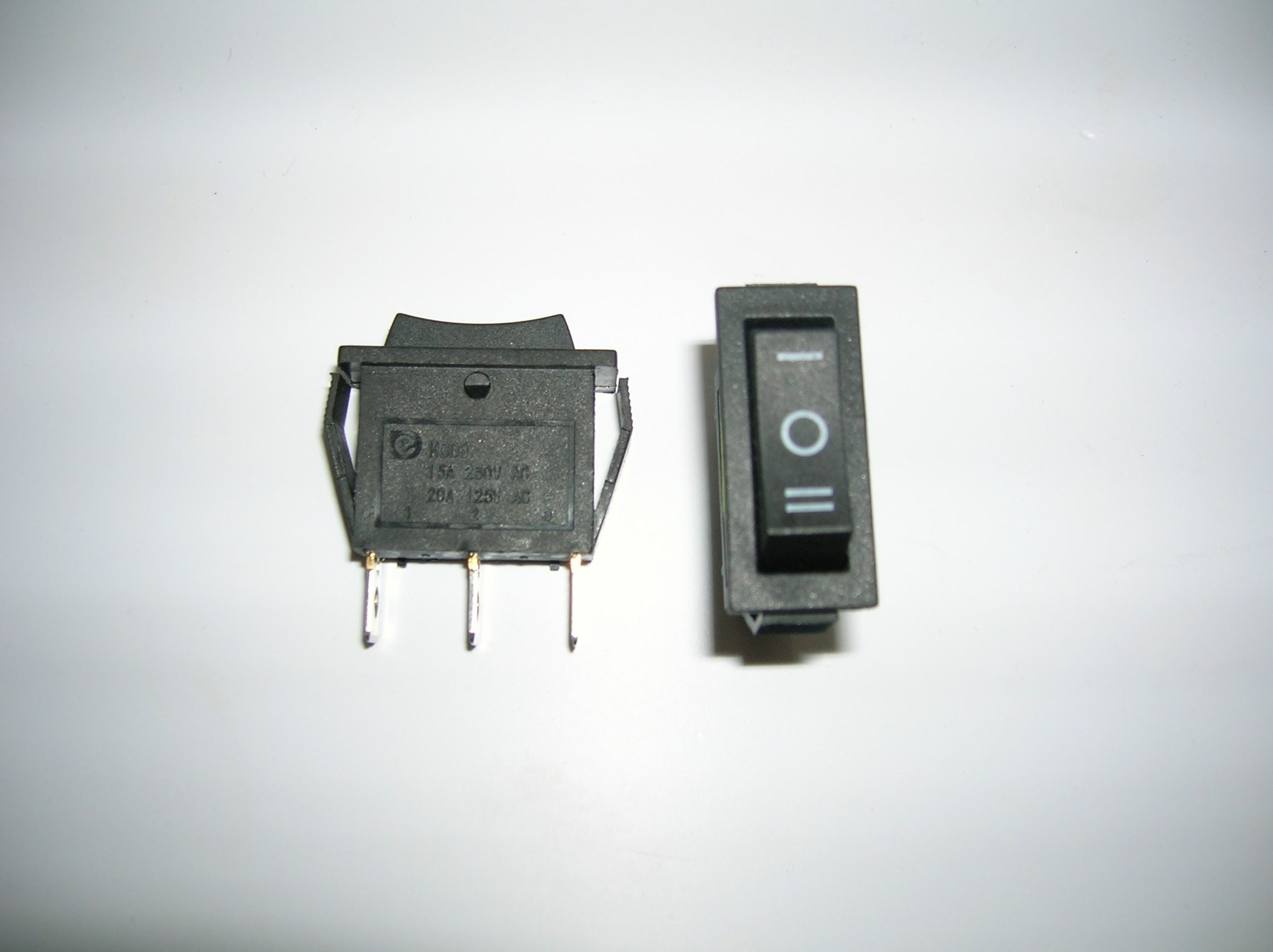 Клавішний перемикач RCD3-103 BK/BK ON-OFF-ON 1клавіша ENERGIO 62792