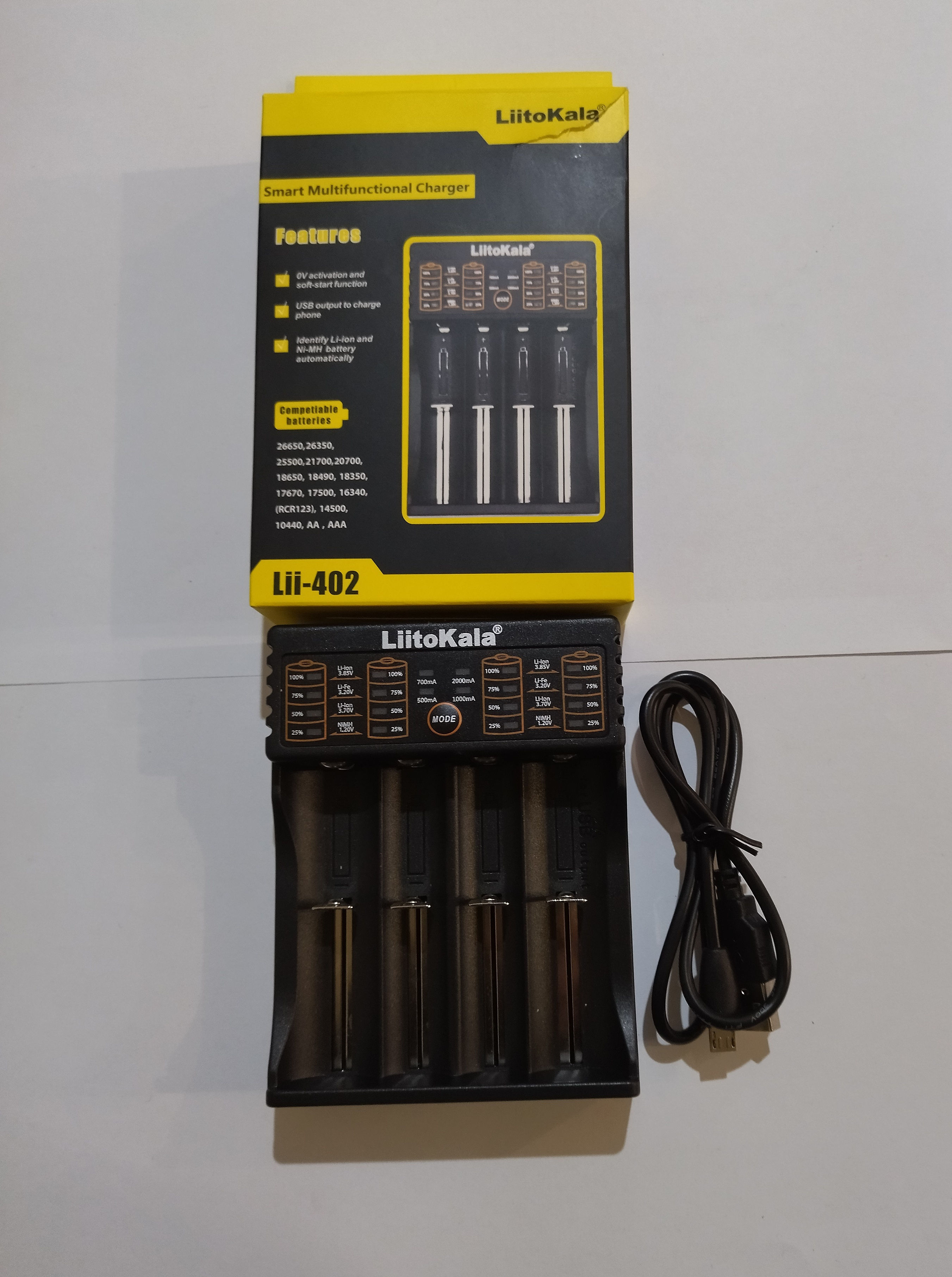 Зарядний пристрій для 4 Li-Ion аккумулятора 14500/18650  3,7В 500mAh LiitoKala L