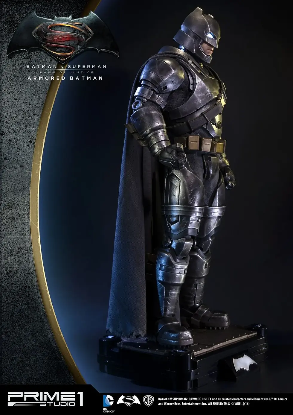 Küçük resim: Armored Batman