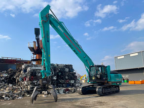 大型重機が到着！｜シュレッダープラントにSK350DLC導入